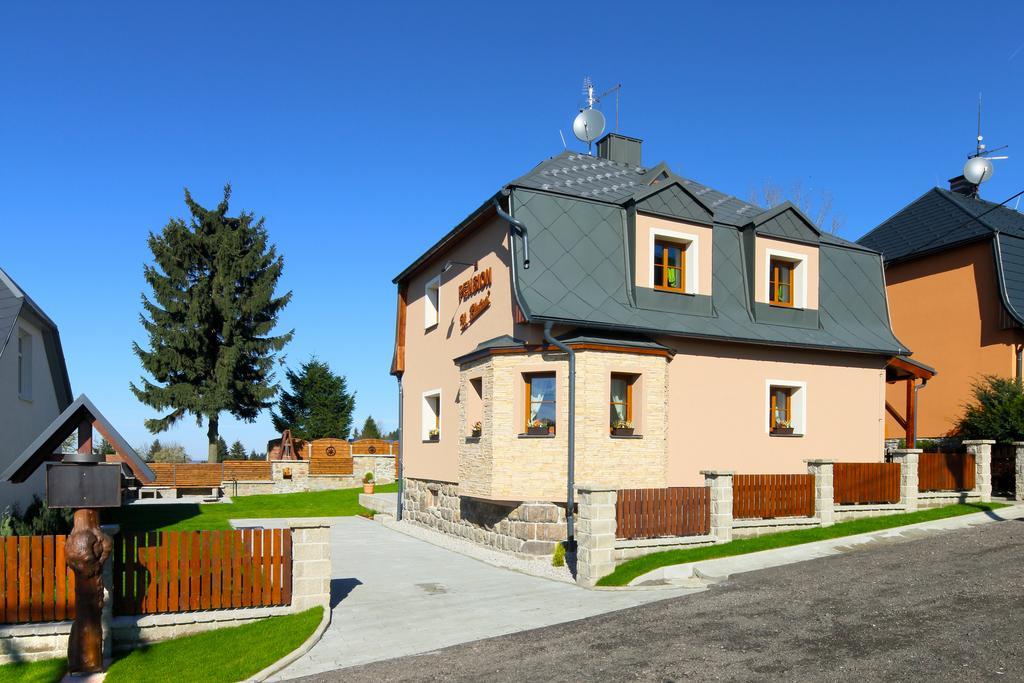 Pension H.Blatna Horní Blatná エクステリア 写真